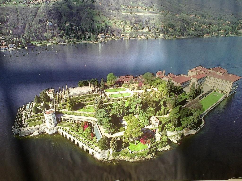 Il Guscio Hotell Baveno Exteriör bild